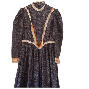 Woman’s blue VTG  fall floral modest cottagecore prairie maxi dress